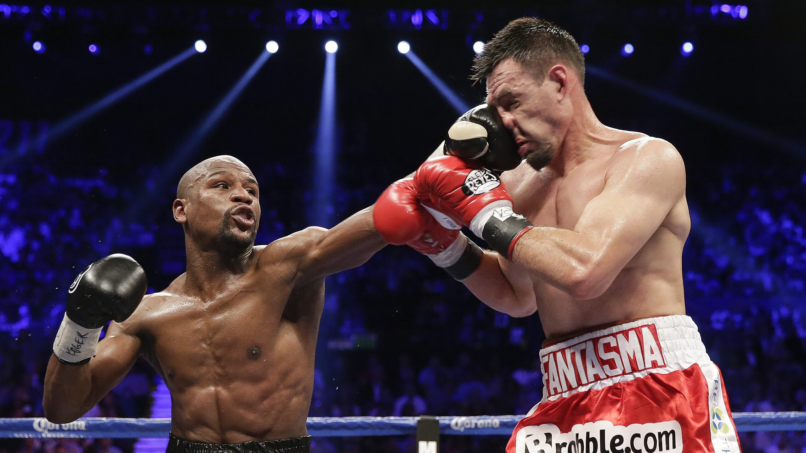 冬奥闭幕式现场播放塞内加尔进球集锦，全场致敬，塞内加尔金牌